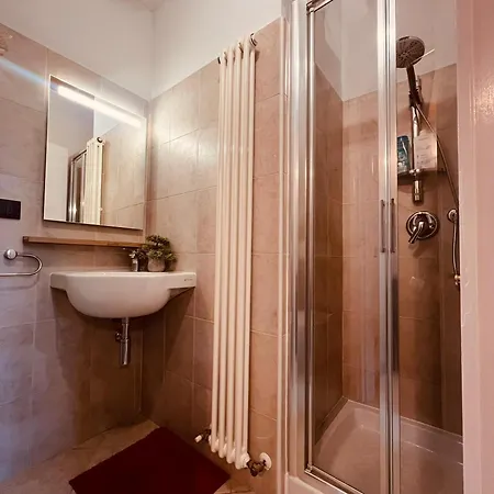 Apartment Liberamente - Gino -garage Incluso Parma